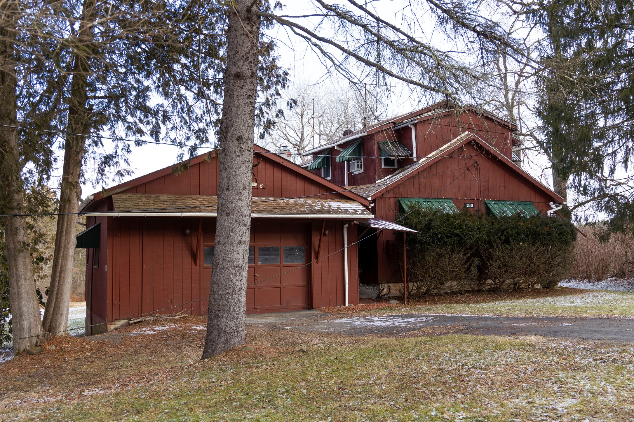 360 W Beecher Hill Rd - Photo 2