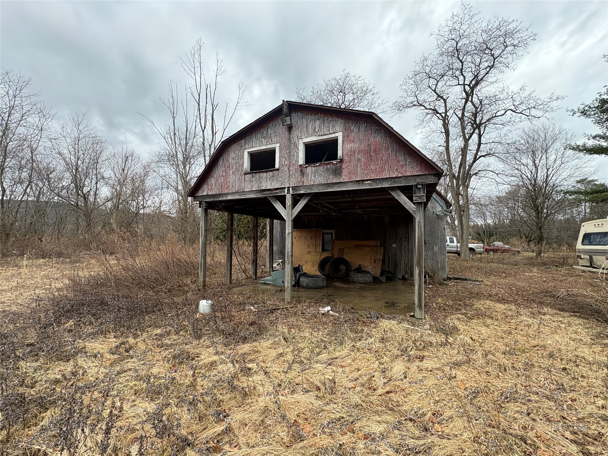 153 Stillwater Rd - Photo 2