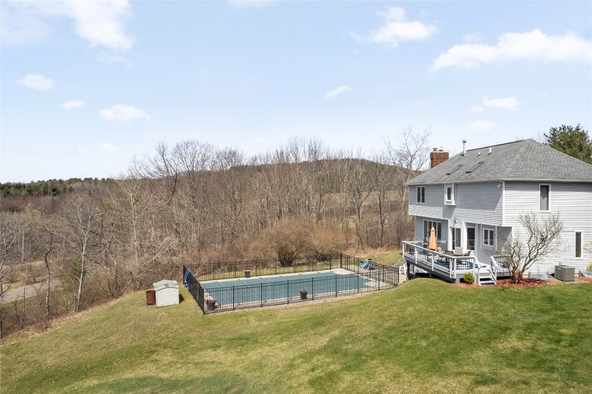 37 King Circle, Owego, New York image 3