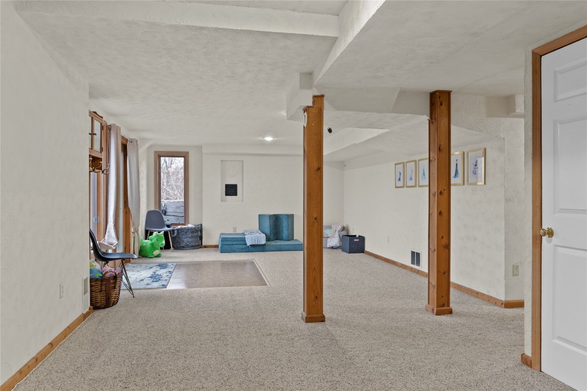 37 King Circle, Owego, New York image 40