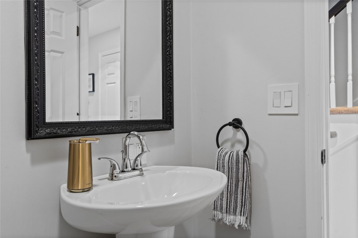 37 King Circle, Owego, New York image 26