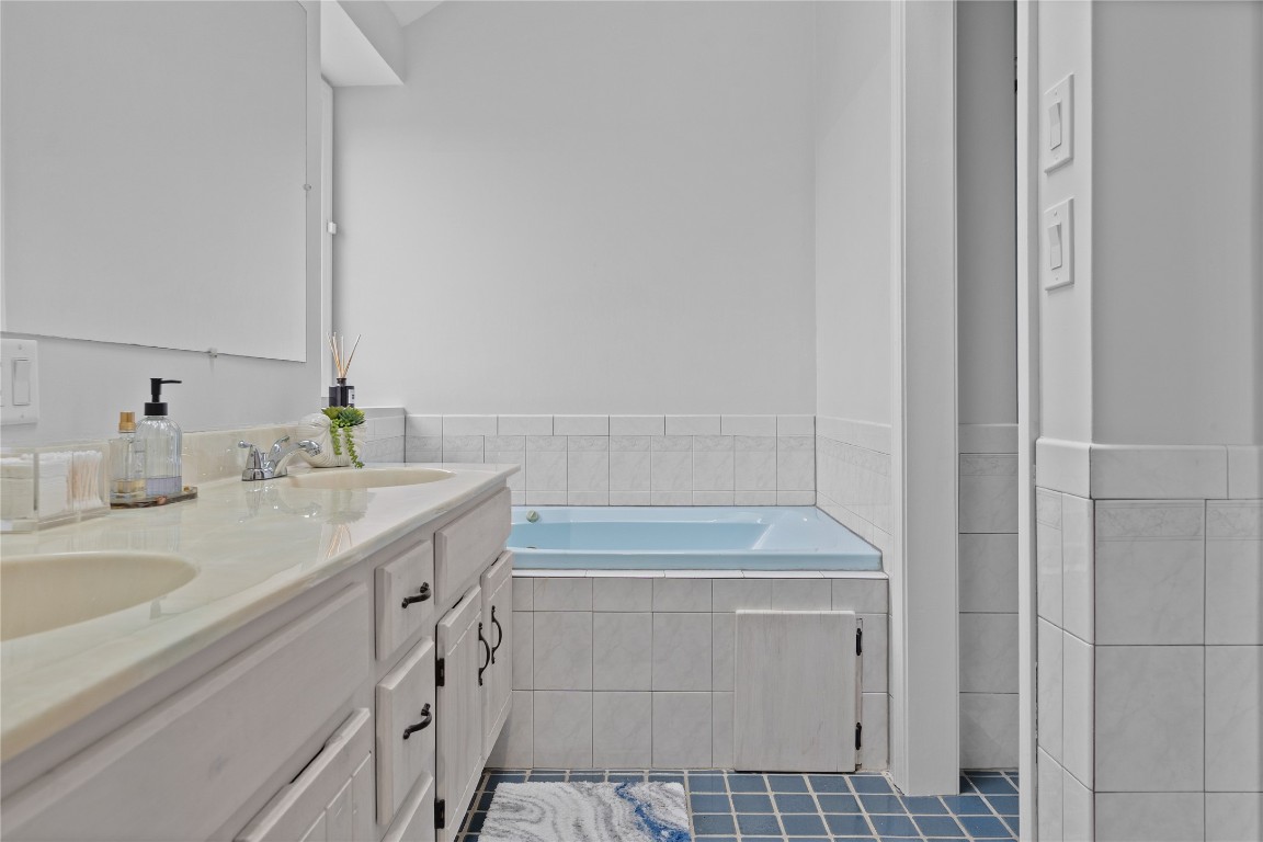 37 King Circle, Owego, New York image 31