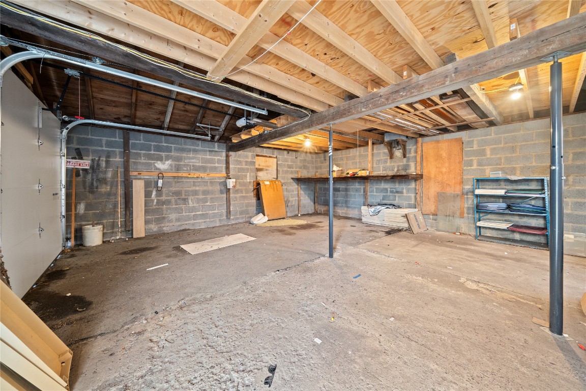 140 Melbourne Street, Vestal, New York image 37