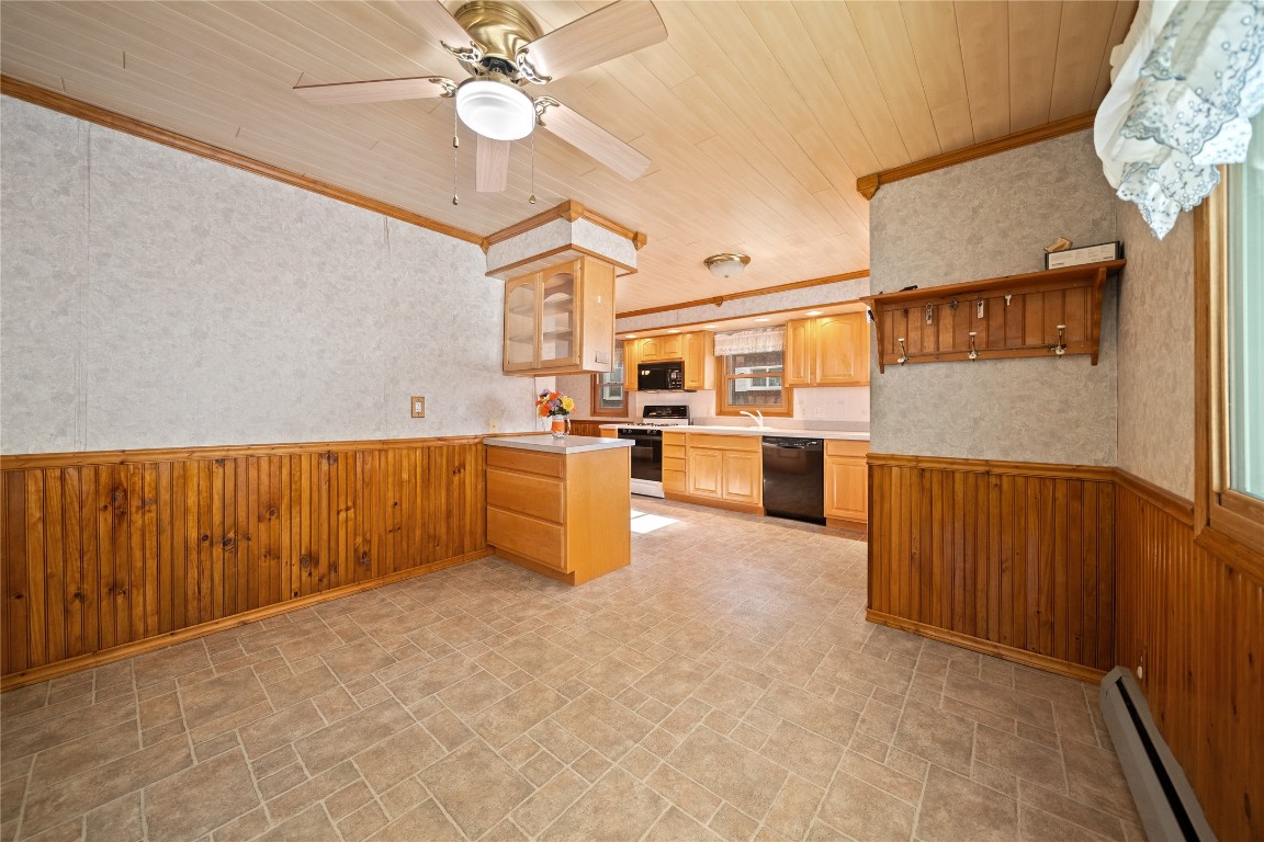 140 Melbourne Street, Vestal, New York image 16