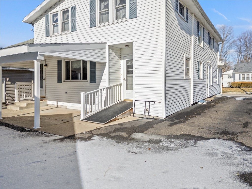 140 Melbourne Street, Vestal, New York image 35