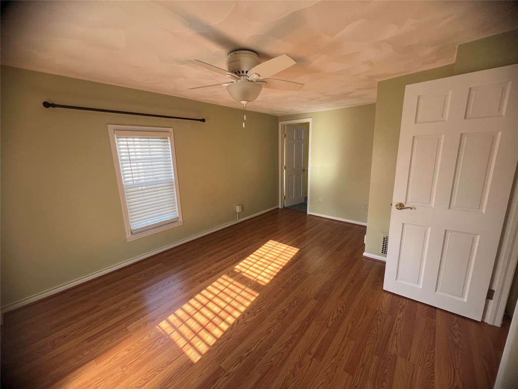 323 Floral Avenue, Johnson City, New York image 16