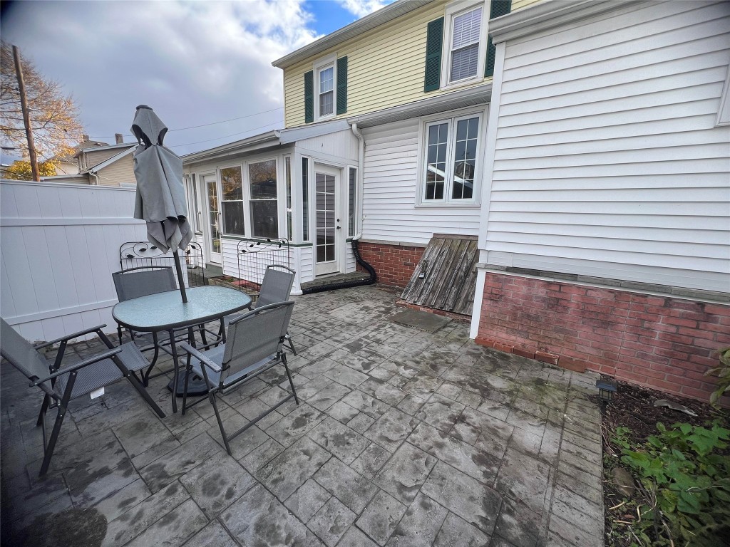 323 Floral Avenue, Johnson City, New York image 26