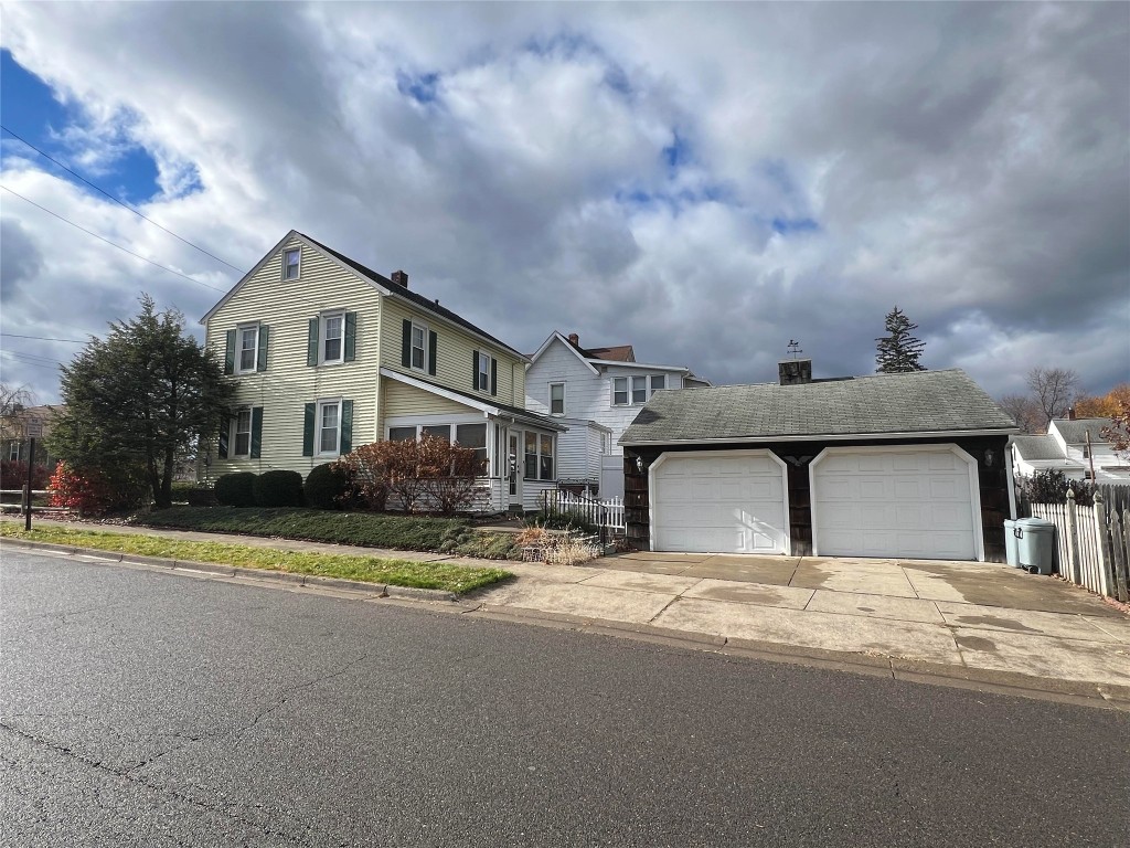 323 Floral Avenue, Johnson City, New York image 34