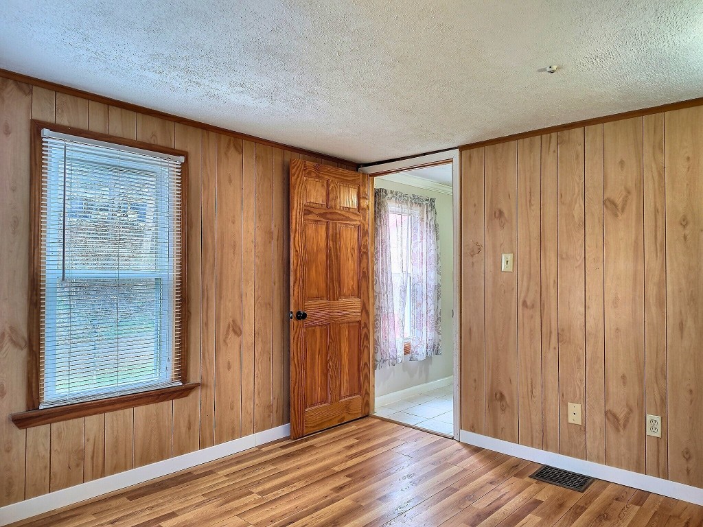 10 Juliand Hl, Greene, New York image 15