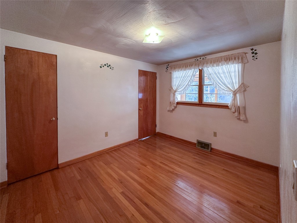961 Day Road, Endicott, New York image 12
