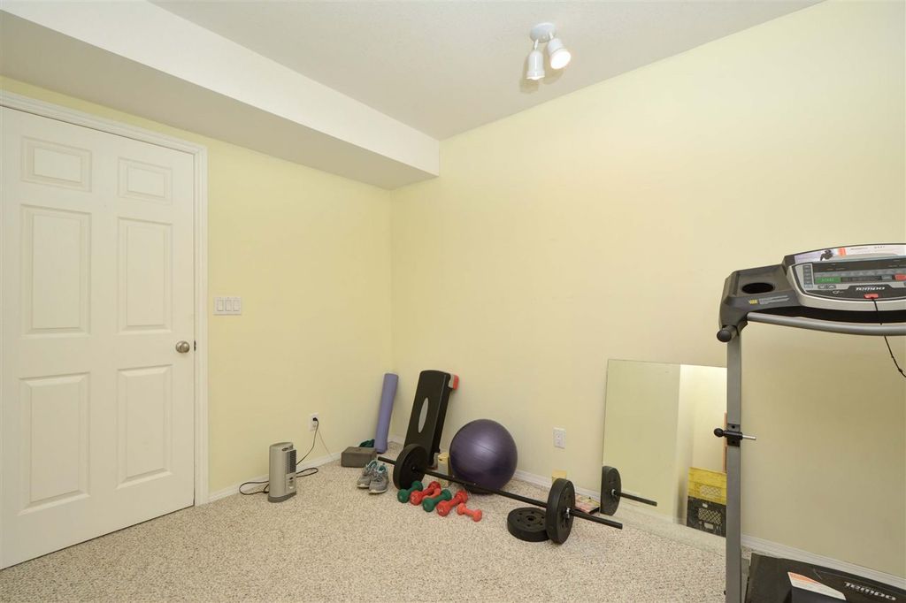 listing image 1109973388258155489