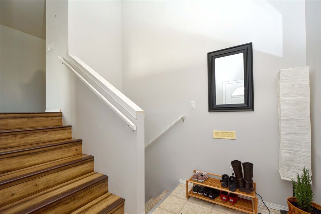 listing image 1106589972131228921