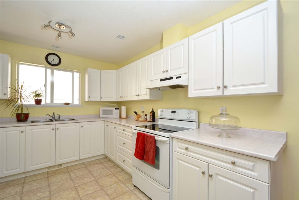 listing image 1101877900934101282