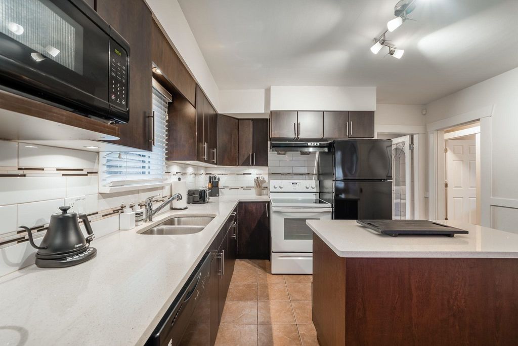 listing image 1109831568192282506