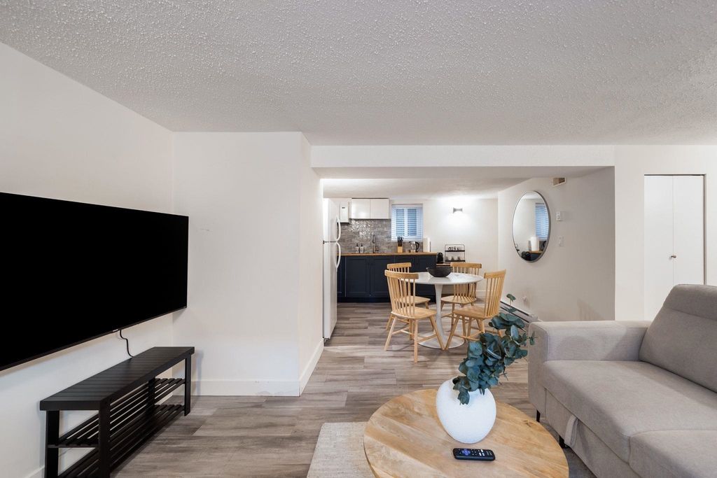 listing image 1107850276886269709