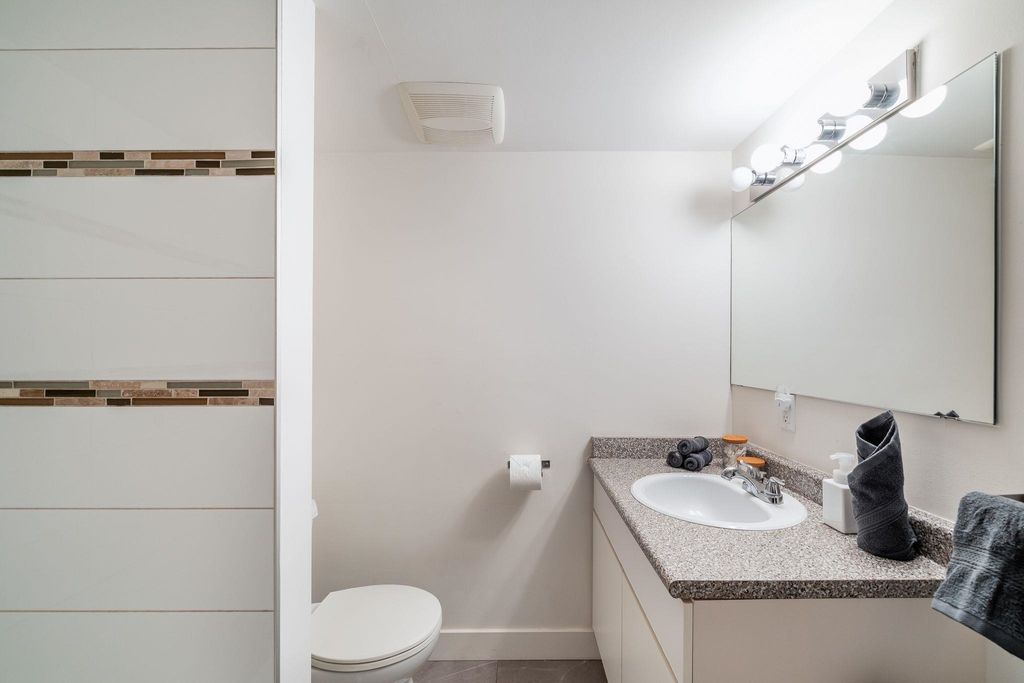 listing image 1109394184866530514