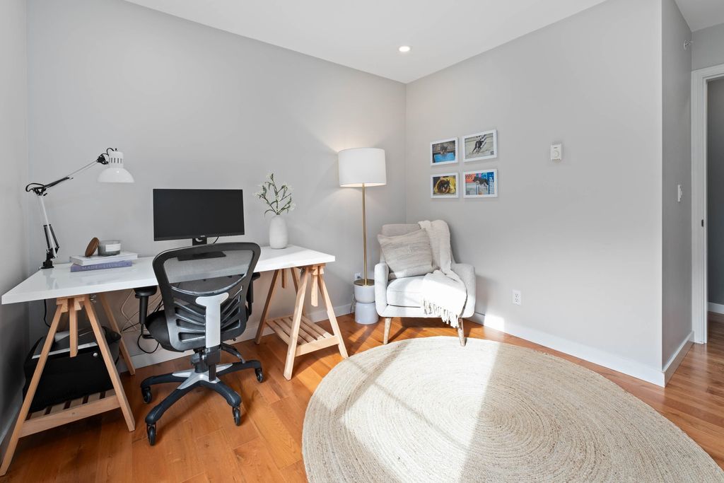 listing image 1102991049395653195