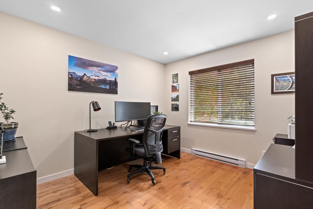 listing image 1106497215148655545