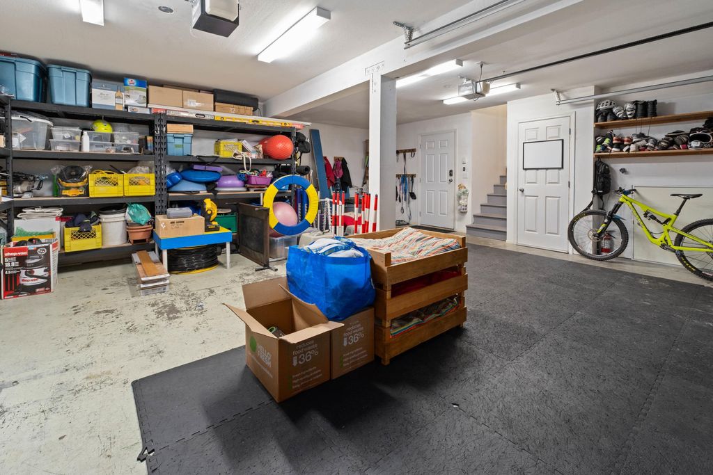 listing image 1104015840014014430