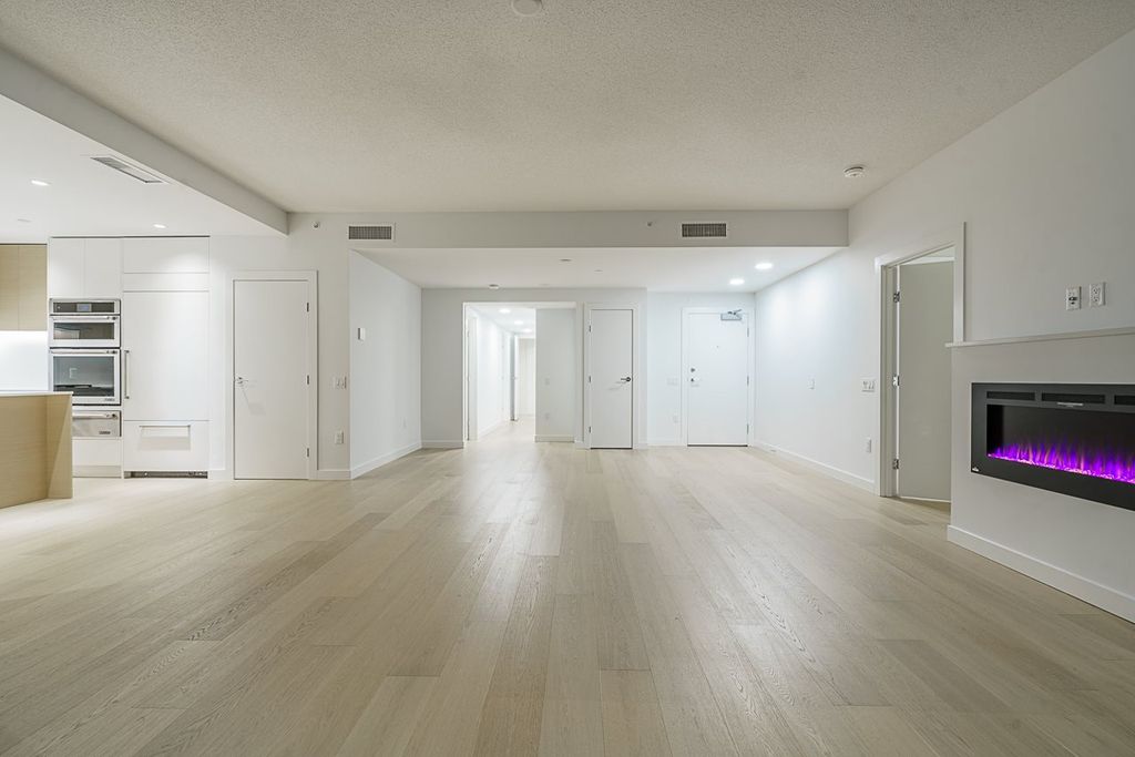 listing image 1106479326587311893