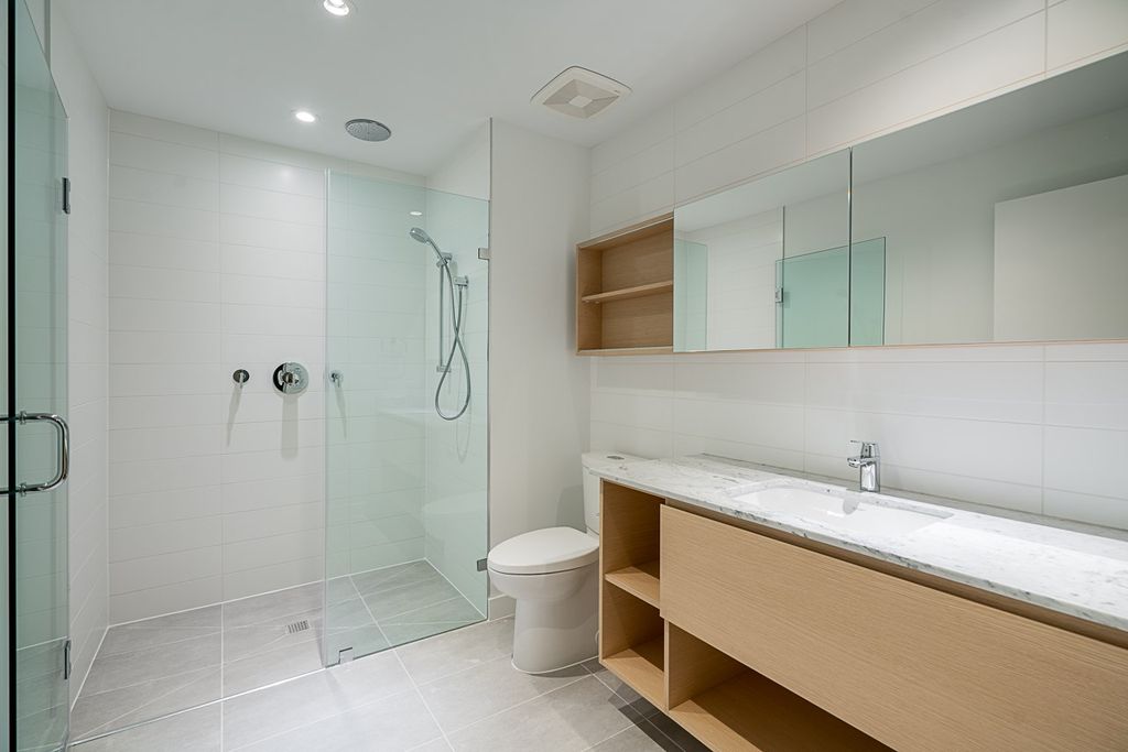 listing image 1104614706684522675