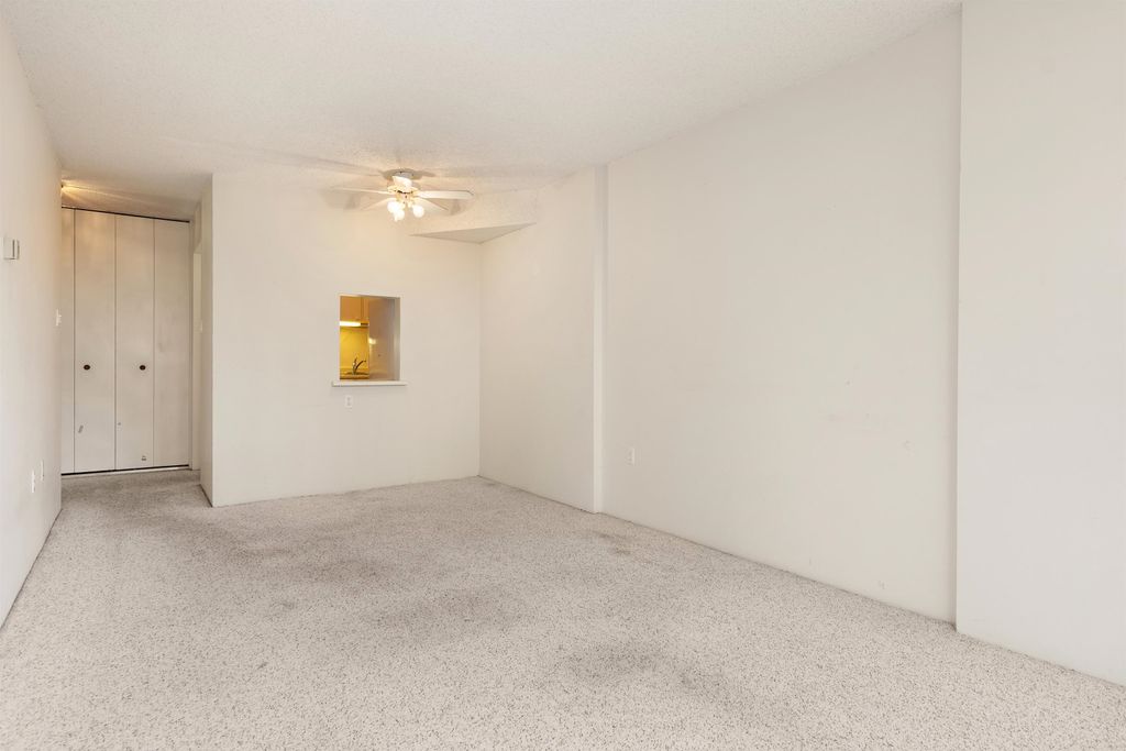 listing image 1107032177829926945