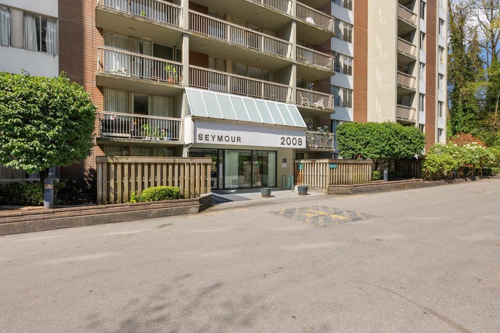 listing image 1102951100750000451