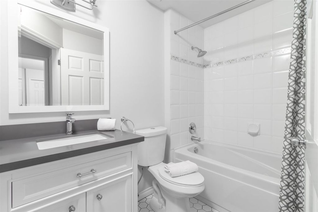 listing image 1108911357437825784