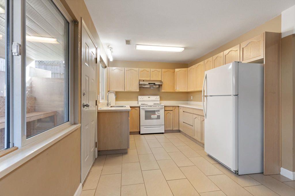 listing image 1108115038673819847