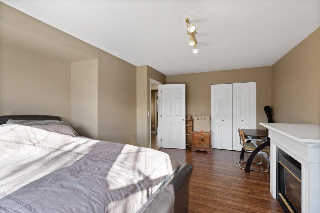 listing image 1106198989470307148