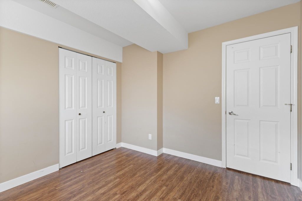 listing image 1103845769548804368