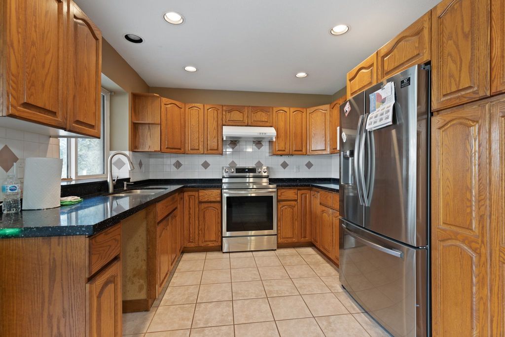 listing image 1107677274212809617