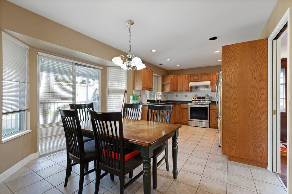 listing image 1101185939537314762