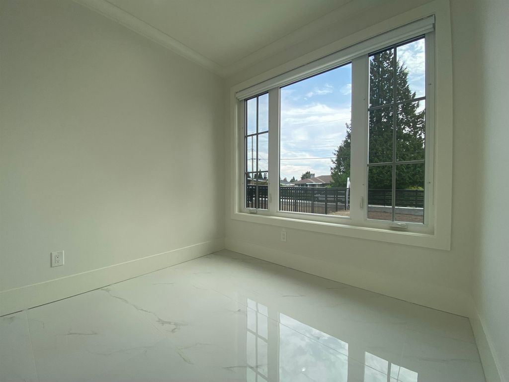 listing image 1105404758096265434