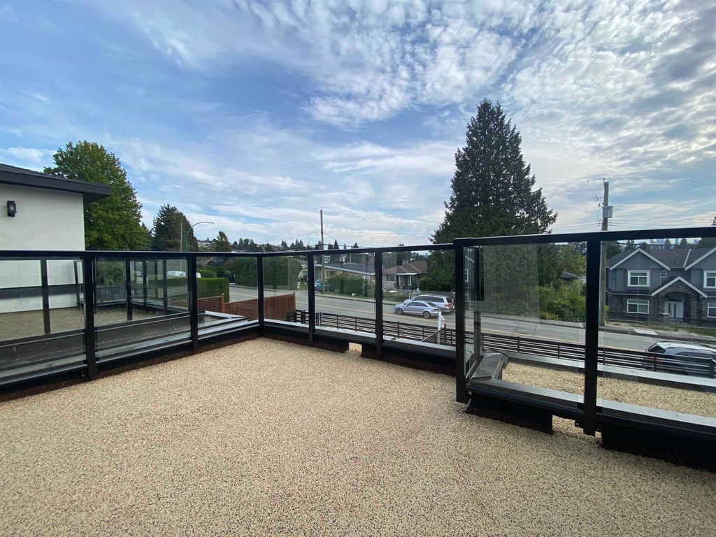 listing image 1102736096711046905