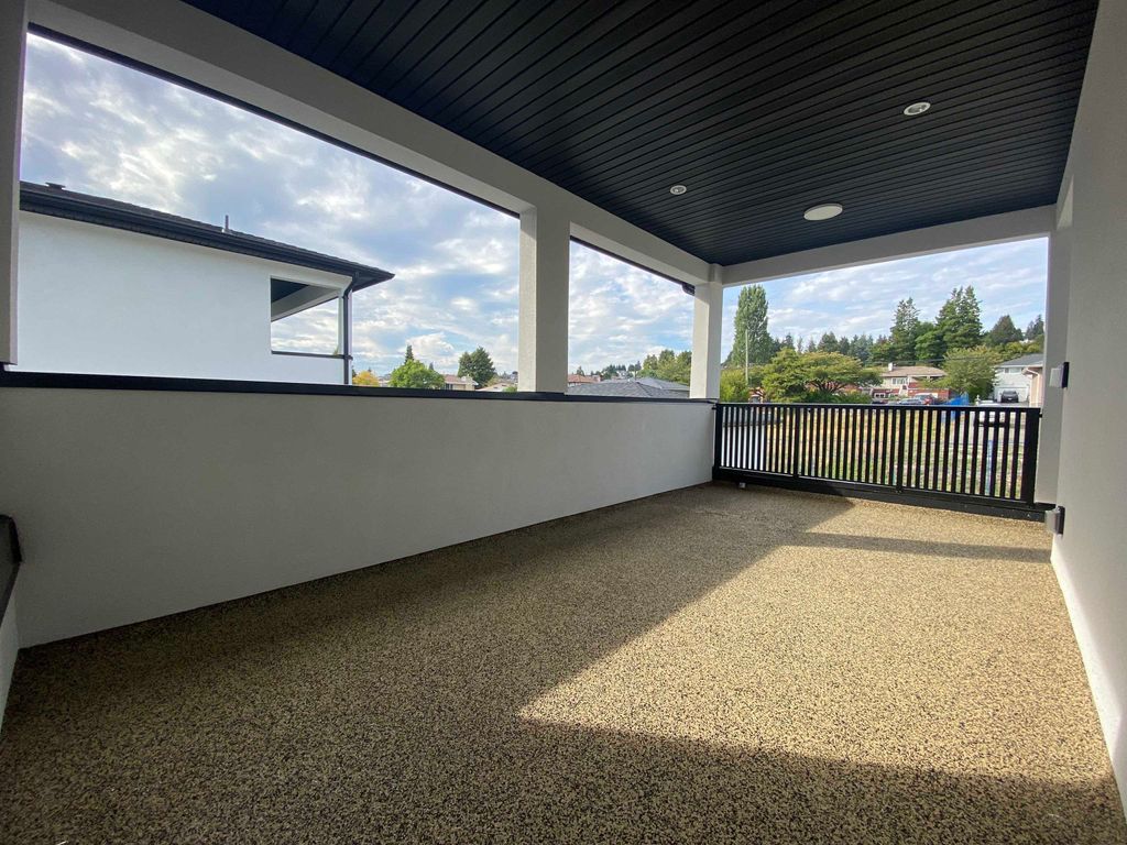 listing image 1104331334512686799