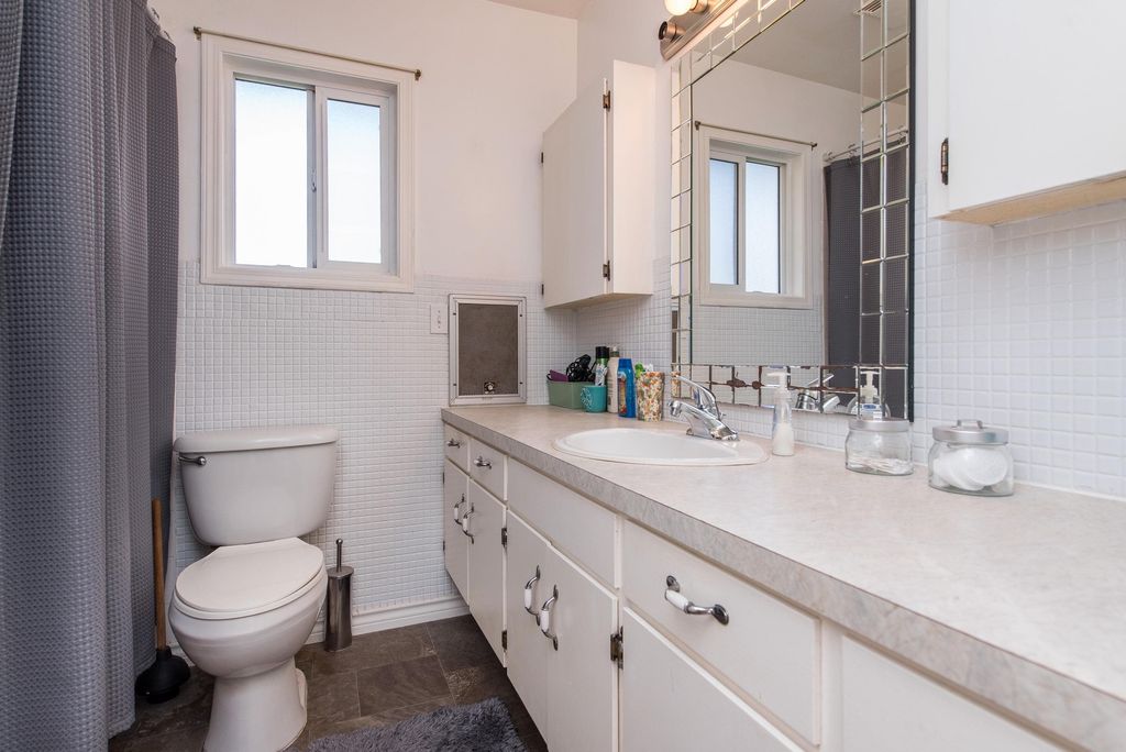 listing image 1109432706645283603