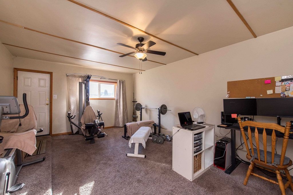 listing image 1109683005566151590