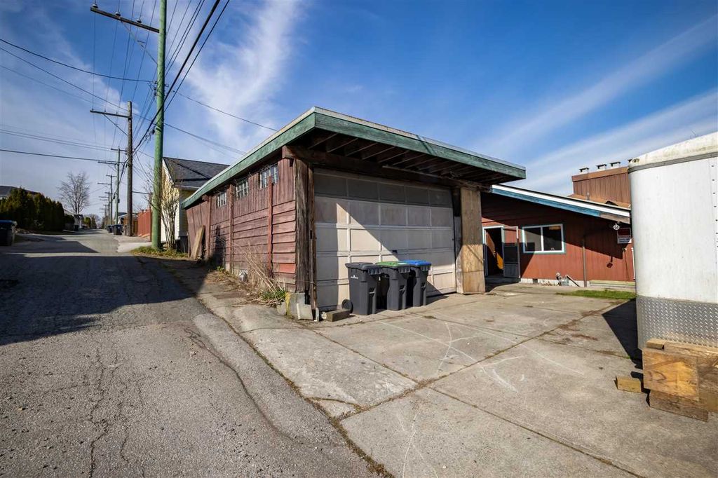 listing image 1101008780511351573