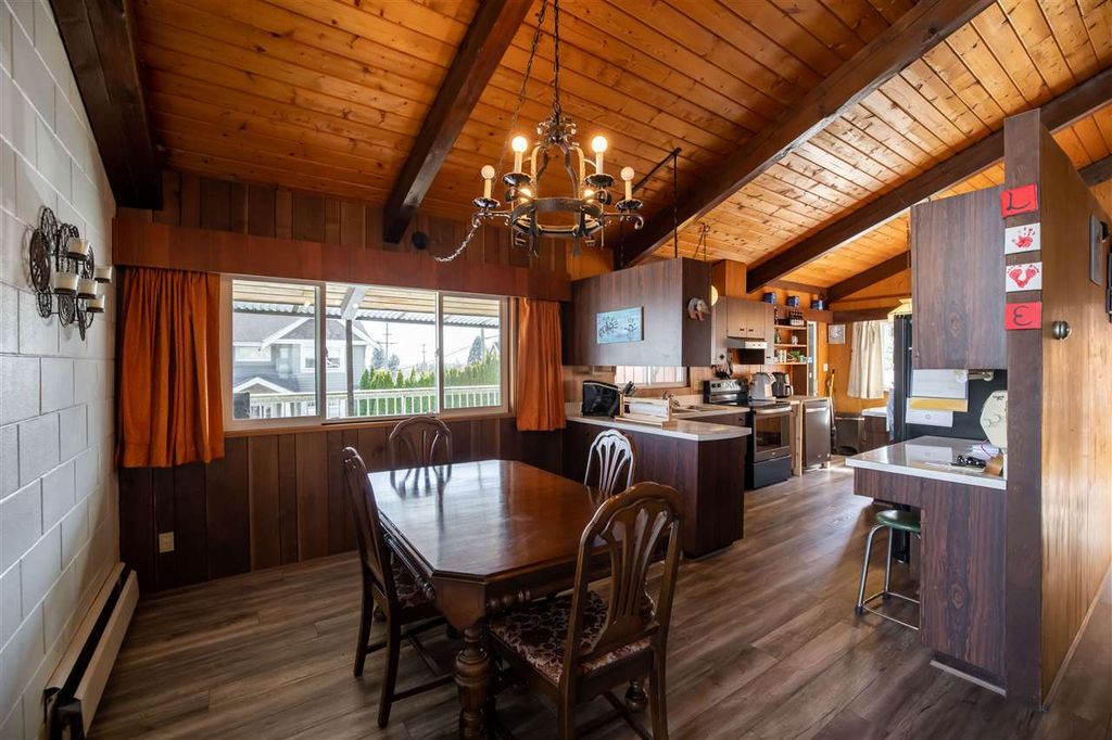 listing image 1105332559360644709
