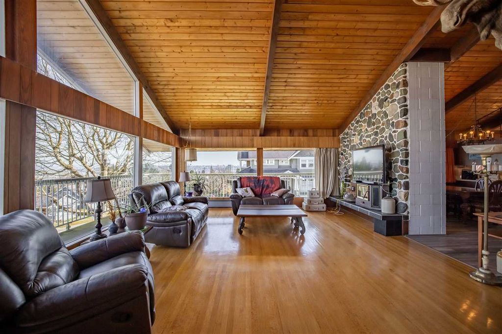listing image 1104477660309273430