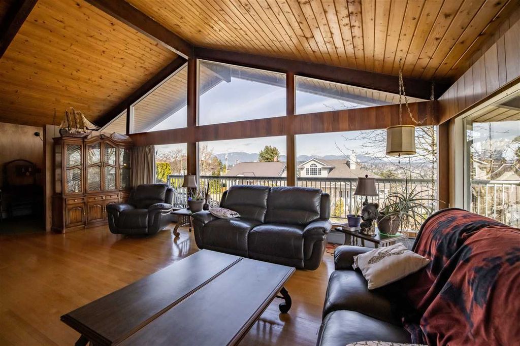 listing image 1101333141019624315