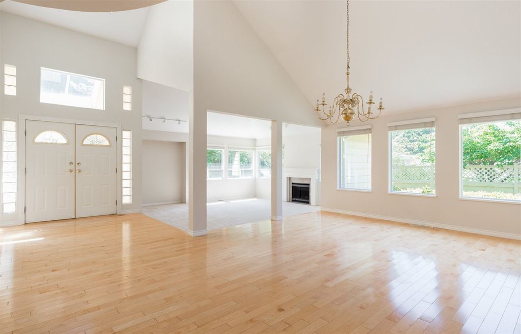 listing image 1102737106111962312