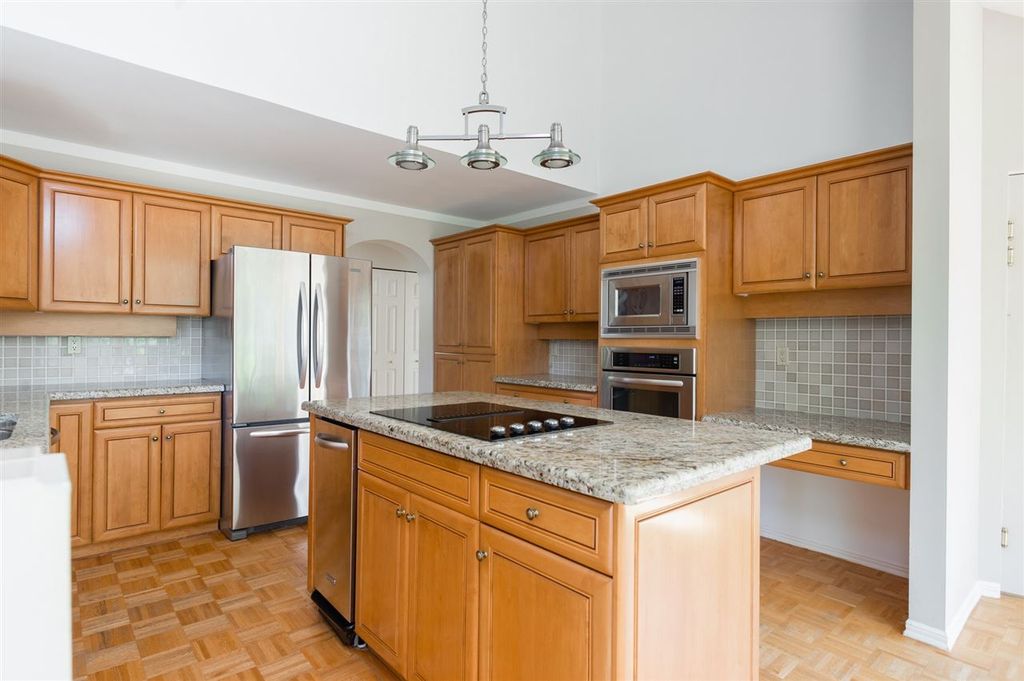 listing image 1101602617227726106
