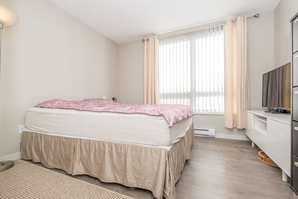 listing image 1107303844219391278