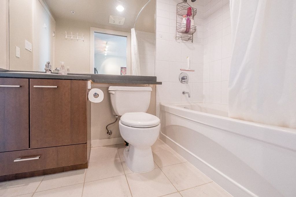 listing image 1109233392137735737