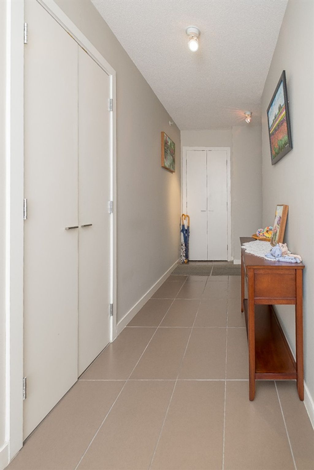 listing image 1103295964660880582