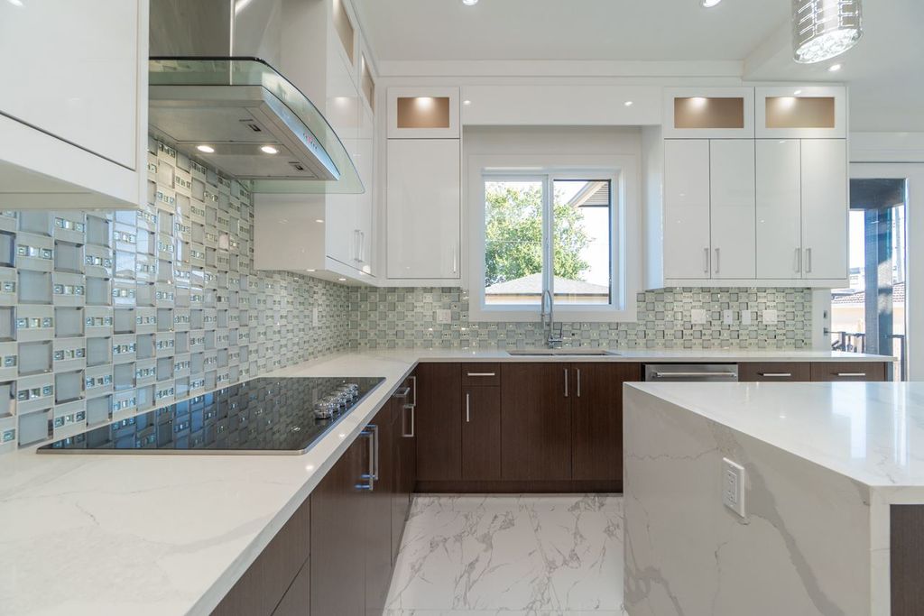 listing image 1104630408760263053