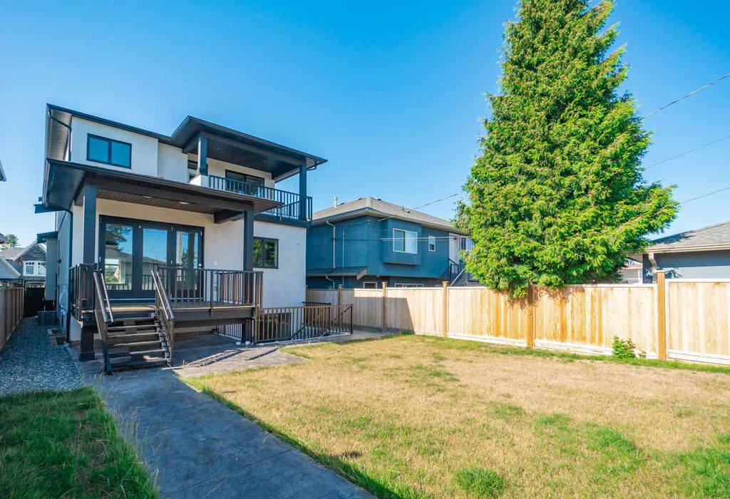 listing image 1109892371496838319