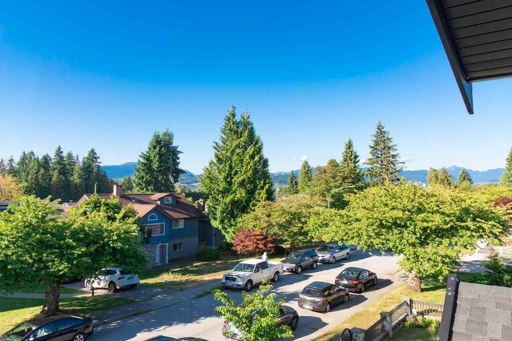 listing image 1103061375020215506